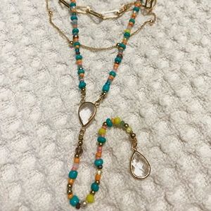 LOFT 3 Tiered Necklace. Gold and Peach and Green.